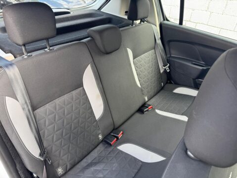 Dacia Sandero Stepway 1.5 dCi Ambiance Euro 6 (s/s) 5dr 47
