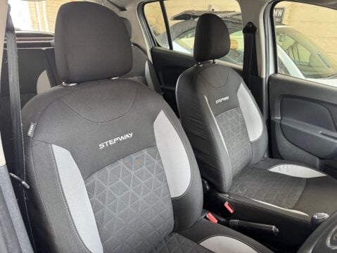 Dacia Sandero Stepway 0.9 TCe Ambiance Euro 6 (s/s) 5dr 22