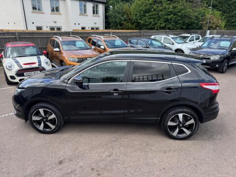 Nissan Qashqai 1.5 dCi N-Connecta 2WD Euro 6 (s/s) 5dr 22