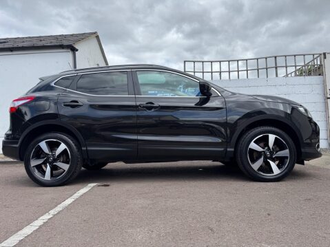 Nissan Qashqai 1.5 dCi N-Connecta 2WD Euro 6 (s/s) 5dr 27