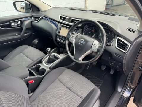 Nissan Qashqai 1.5 dCi N-Connecta 2WD Euro 6 (s/s) 5dr 37