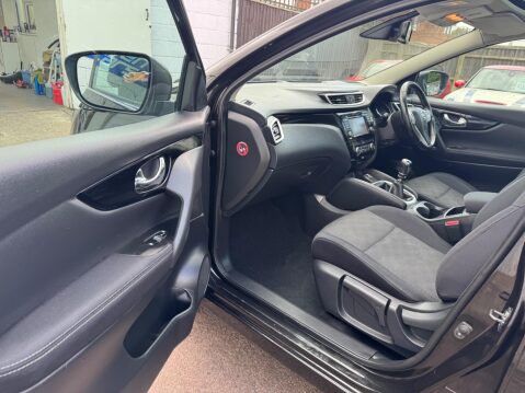 Nissan Qashqai 1.5 dCi N-Connecta 2WD Euro 6 (s/s) 5dr 62