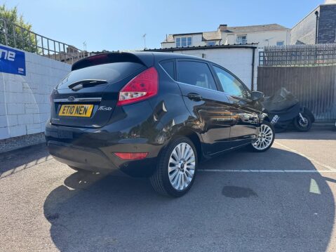 Ford Fiesta 1.6 Titanium 5dr 28