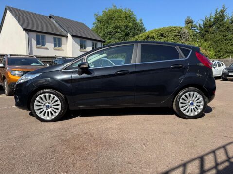 Ford Fiesta 1.6 Titanium 5dr 19