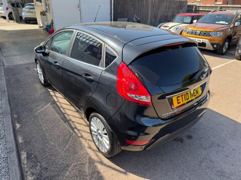 Ford Fiesta 1.6 Titanium 5dr 17