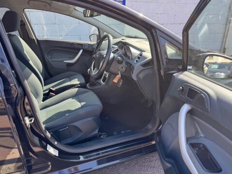 Ford Fiesta 1.6 Titanium 5dr 42