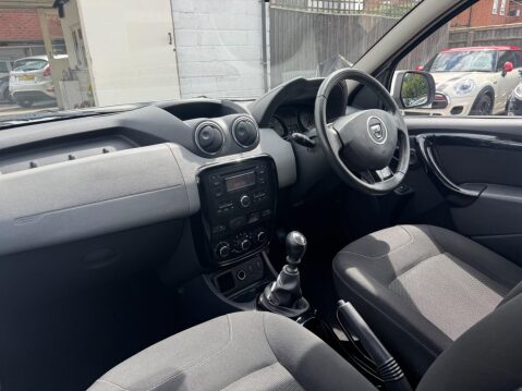 Dacia Duster 1.5 dCi Laureate Euro 5 5dr 33