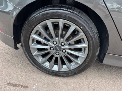 Ford Focus 1.0T EcoBoost ST-Line Euro 6 (s/s) 5dr 55