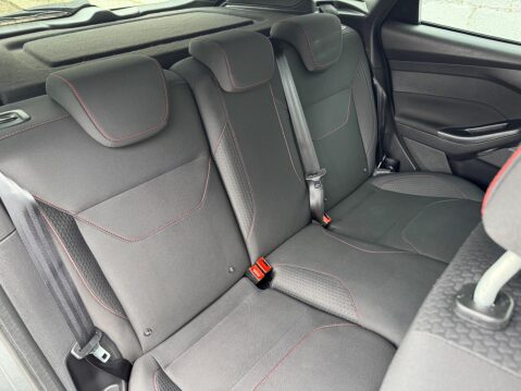 Ford Focus 1.0T EcoBoost ST-Line Euro 6 (s/s) 5dr 51