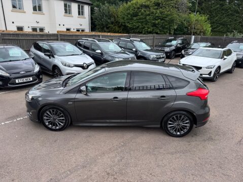 Ford Focus 1.0T EcoBoost ST-Line Euro 6 (s/s) 5dr 24