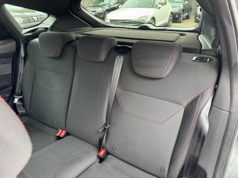 Ford Focus 1.0T EcoBoost ST-Line Euro 6 (s/s) 5dr 46