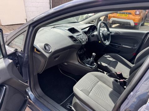Ford Fiesta 1.25 Zetec Euro 5 5dr 54