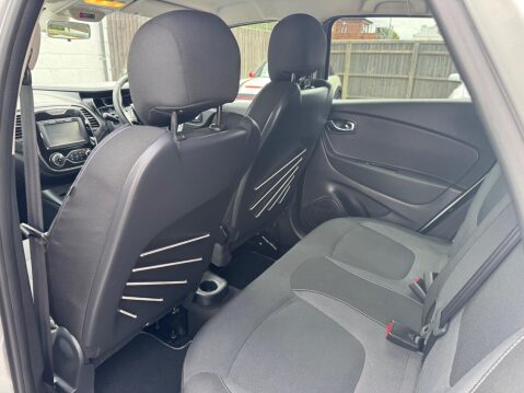 Renault Captur 1.5 dCi ENERGY Dynamique S Nav Euro 6 (s/s) 5dr 43