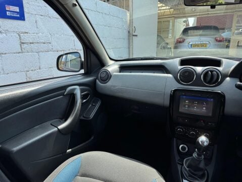 Dacia Duster 1.5 dCi Laureate Prime 4WD Euro 6 (s/s) 5dr 38