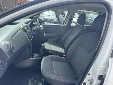 Dacia Logan 1.5 dCi Laureate Euro 5 5dr 56