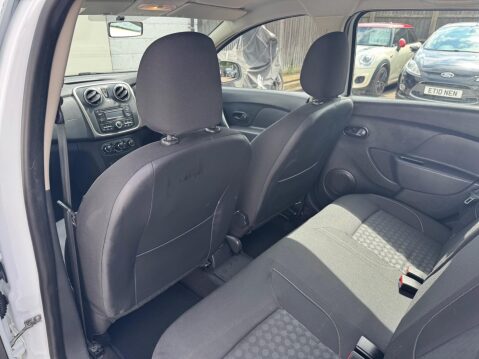 Dacia Logan 1.5 dCi Laureate Euro 5 5dr 43
