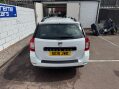 Dacia Logan 1.5 dCi Laureate Euro 5 5dr 23