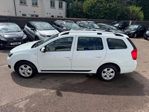 Dacia Logan 1.5 dCi Laureate Euro 5 5dr 21