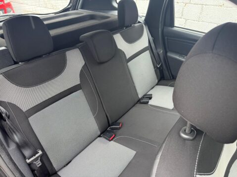 Dacia Duster 1.5 dCi Laureate 4WD Euro 6 (s/s) 5dr 49