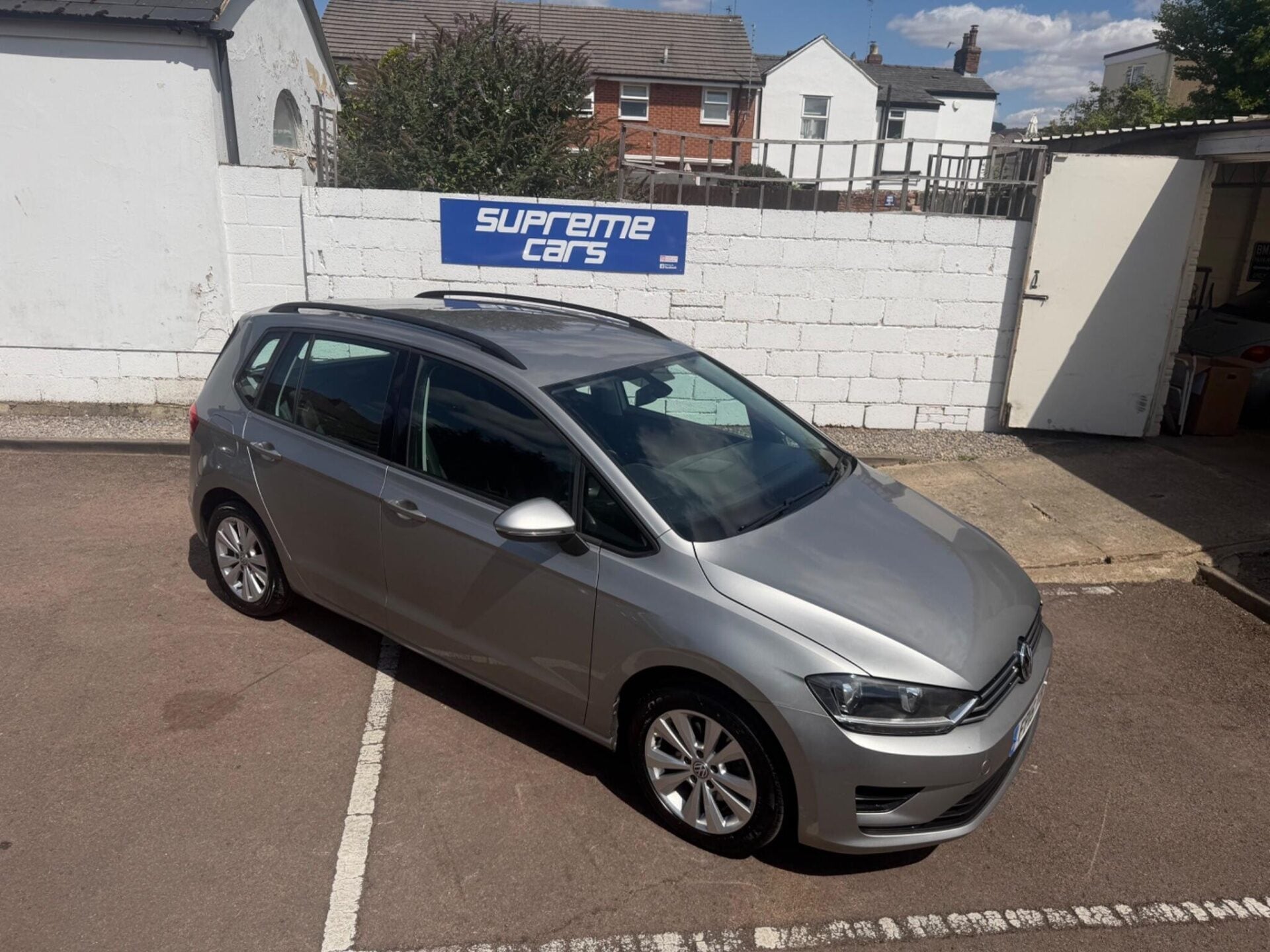 Volkswagen Golf Sv