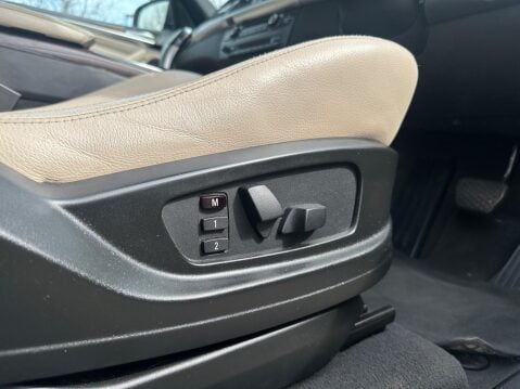 BMW X5 3.0 30d M Sport Steptronic xDrive Euro 5 5dr 35