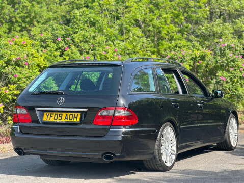 Mercedes-Benz E Class 3.0 E320 CDI Sport G-Tronic 5dr 3