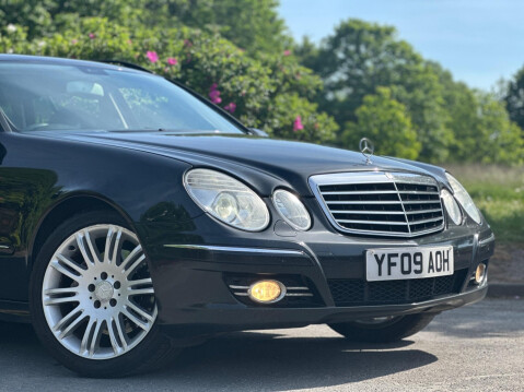 Mercedes-Benz E Class 3.0 E320 CDI Sport G-Tronic 5dr 7