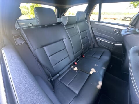 Mercedes-Benz E Class 3.0 E350 V6 BlueTEC AMG Night Edition G-Tronic+ Euro 6 (s/s) 5dr 18