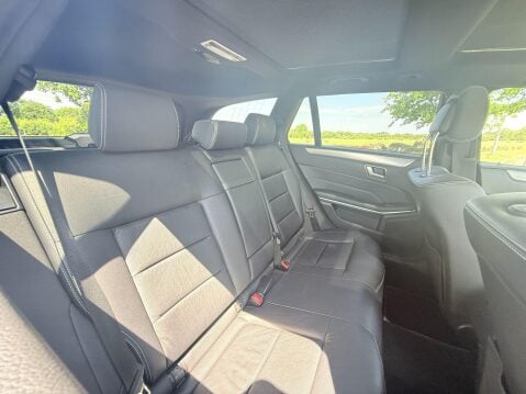 Mercedes-Benz E Class 3.0 E350 V6 BlueTEC AMG Night Edition (Premium) G-Tronic+ Euro 6 (s/s) 5dr 35