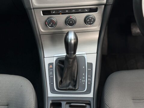 Volkswagen Golf 1.6 TDI BlueMotion Tech Match Edition DSG Euro 6 (s/s) 5dr 23