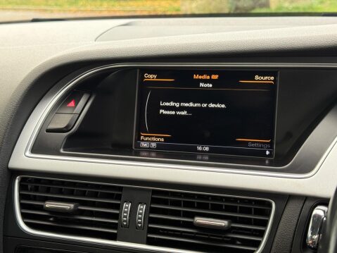 Audi A4 2.0 TDI SE Technik Euro 6 (s/s) 4dr 31