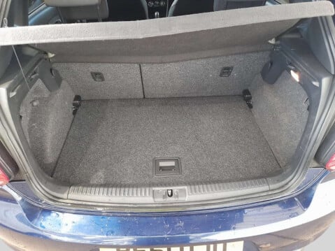 Volkswagen Polo 1.4 Polo GTi Semi-Auto 180 5dr 4