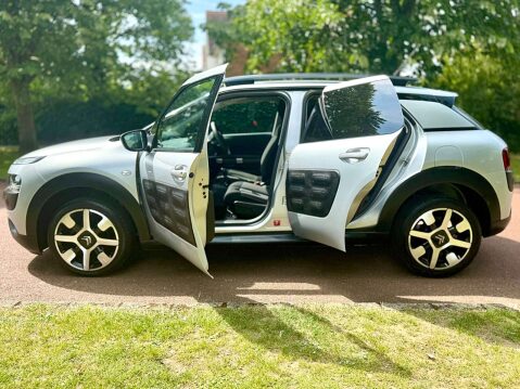 Citroen C4 Cactus 1.2 PureTech Flair 8