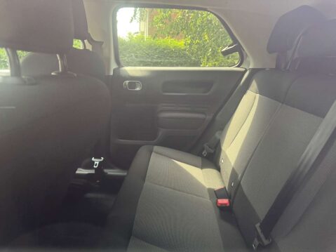 Citroen C4 Cactus 1.2 PureTech Flair 26