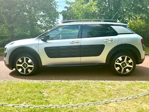 Citroen C4 Cactus 1.2 PureTech Flair 7