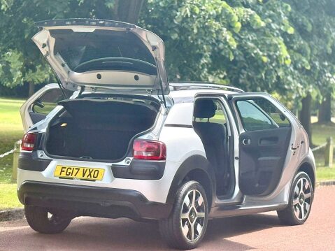 Citroen C4 Cactus 1.2 PureTech Flair 19