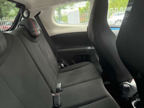 Peugeot 108 1.2 108 Allure 3dr 27