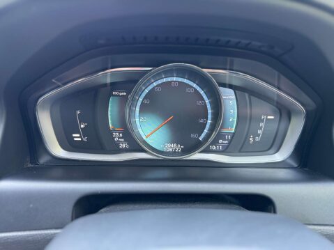 Volvo XC60 2.4 SE Lux Nav D5 AWD 56
