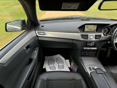 Mercedes-Benz E Class 2.1 E220 CDI AMG Sport 36
