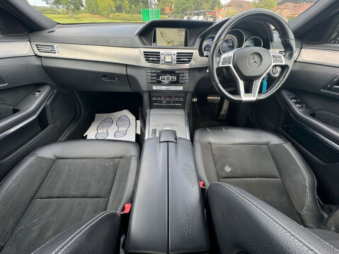 Mercedes-Benz E Class 2.1 E220 CDI AMG Sport 31