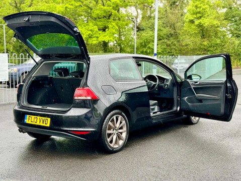 Volkswagen Golf 2.0 TDI BlueMotion Tech GT 3