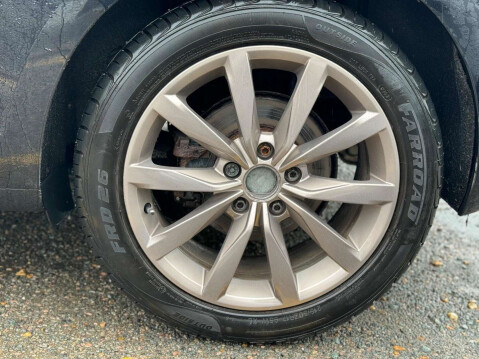 Volkswagen Golf 2.0 TDI BlueMotion Tech GT 48