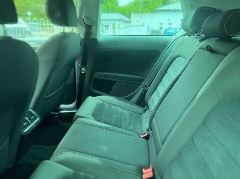 Volkswagen Golf 2.0 TDI BlueMotion Tech GT 7