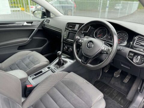 Volkswagen Golf 2.0 TDI BlueMotion Tech GT 21