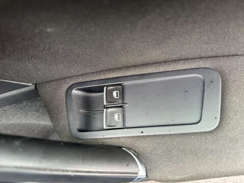 Volkswagen Golf 2.0 TDI BlueMotion Tech GT 42