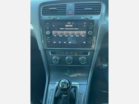 Volkswagen Golf SE TSI BLUEMOTION TECHNOLOGY 5