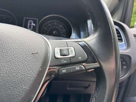 Volkswagen Golf SE TSI BLUEMOTION TECHNOLOGY 32