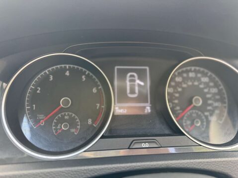Volkswagen Golf SE TSI BLUEMOTION TECHNOLOGY 40