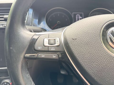 Volkswagen Golf SE TSI BLUEMOTION TECHNOLOGY 31