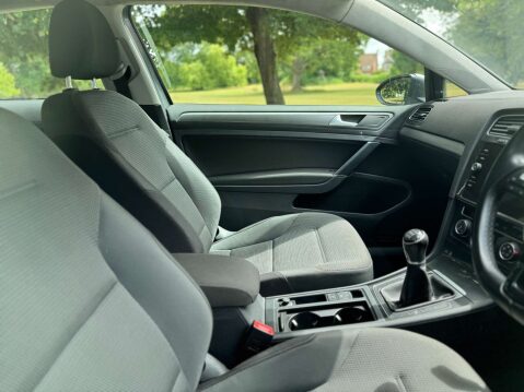 Volkswagen Golf SE TSI BLUEMOTION TECHNOLOGY 23
